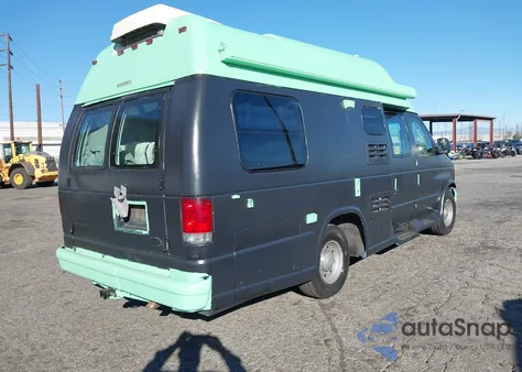 2006 Ford E-350 Super Duty Recreational from USA, damaged, VIN 1FDSE34S36HA19137